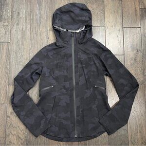 Lululemon Break a Trail Jacket Heritage 365 Camo Deep Coal Multi